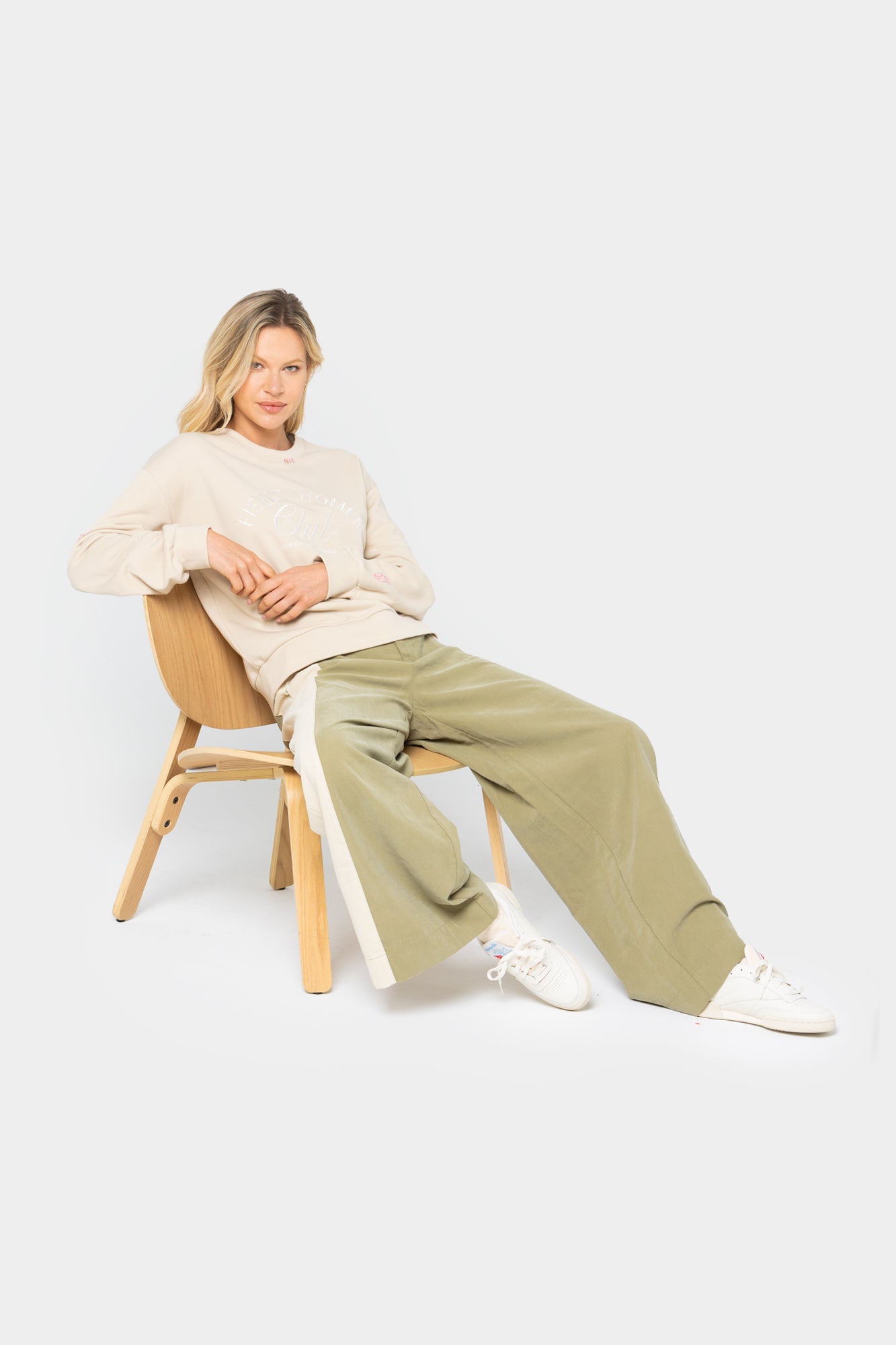 Exaggerated Side Panel Pant