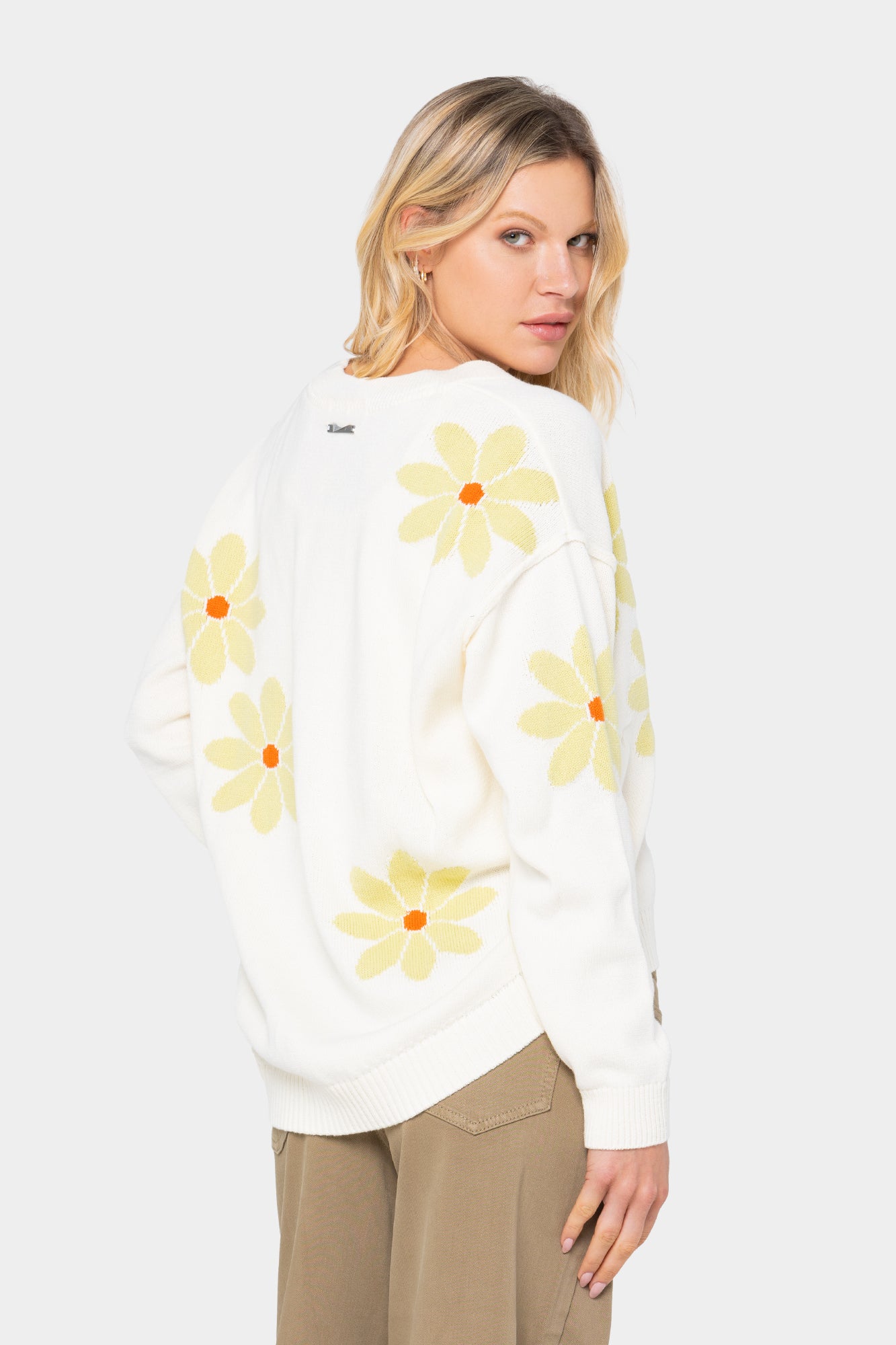 Flower Cardigan Sweater with Drop Shoulder