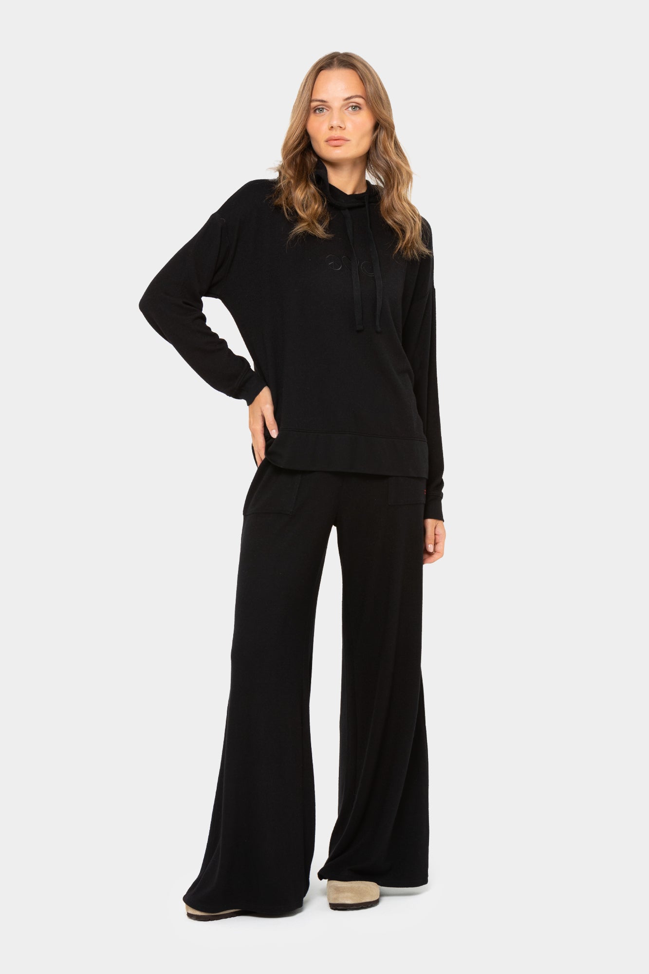 Comfy Pull-On Patch Pocket Pants