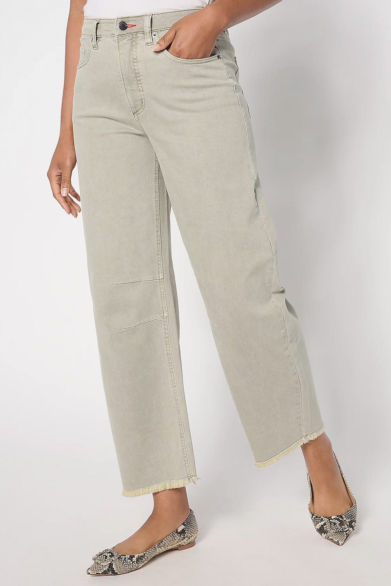 Full Leg Jeans with Fray Hem